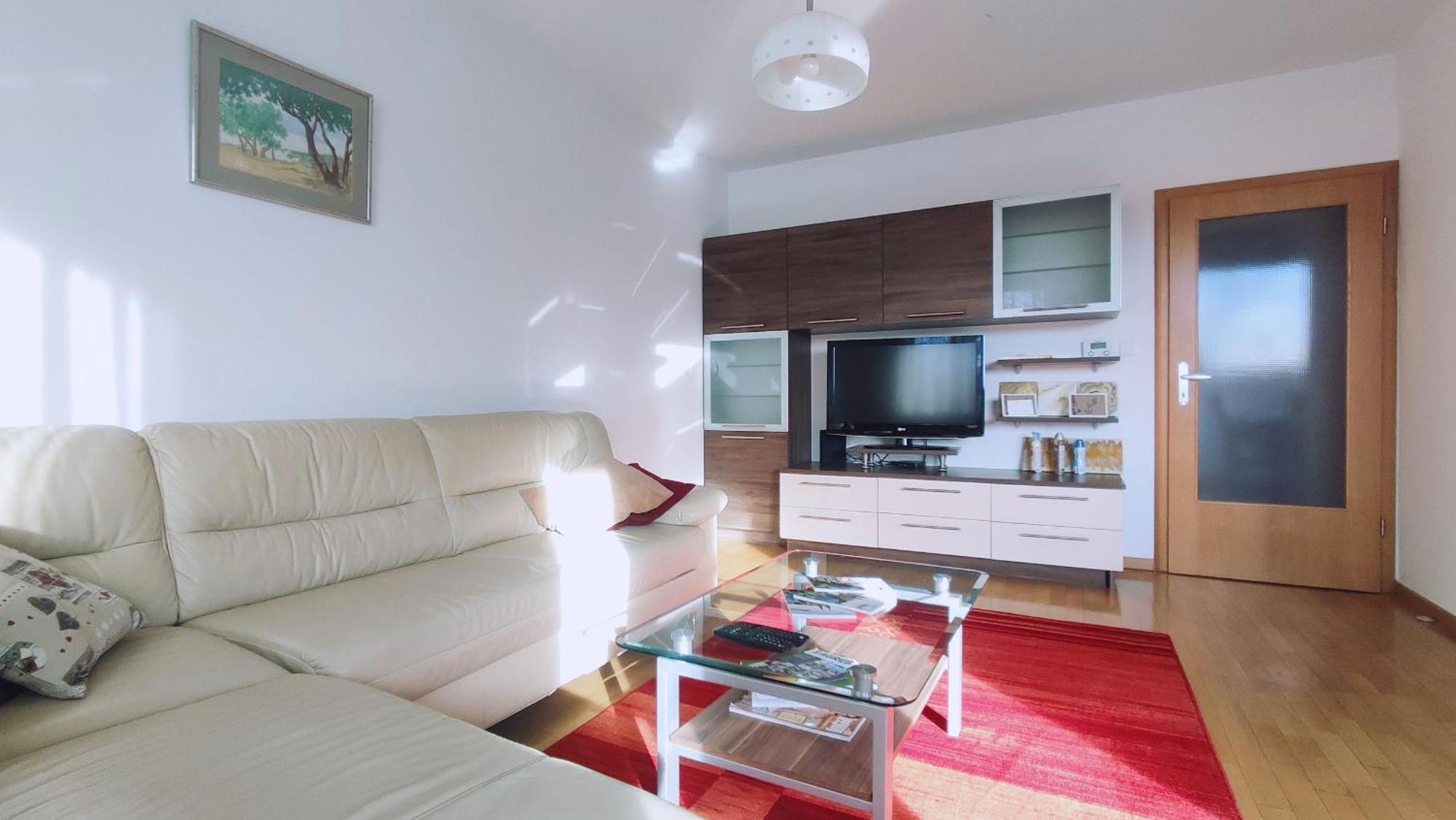 Kruge Luxury Apartment *